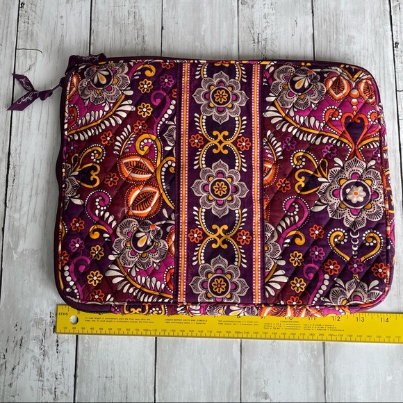 PREOWNED VERA BRADLEY ORANGE PURPLE LAPTOP ZIP AROUND CASE - Picture 1 of 5